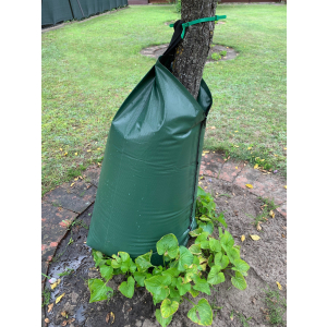 Bewsserungssack 75 L Trpfchenbewsserung grn fr Bume GARDINGER